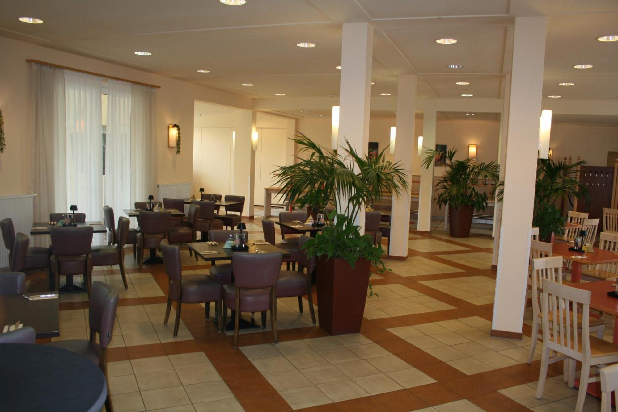Jufa Hotel Im Brueckenkopfpark - Juelich 외부 사진
