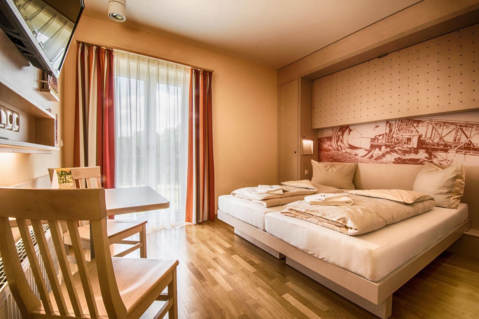 Jufa Hotel Im Brueckenkopfpark - Juelich 외부 사진